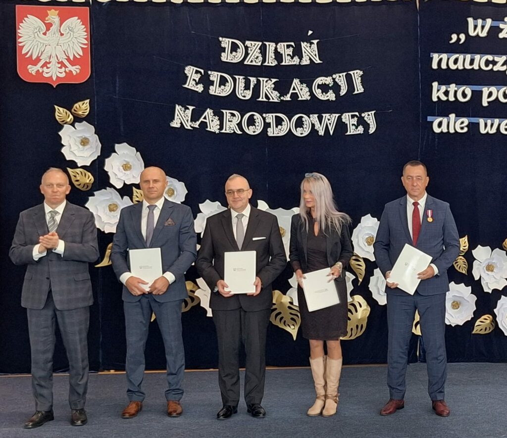 Nauczyciele, którzy otrzymali nagrody Ministra Edukacji