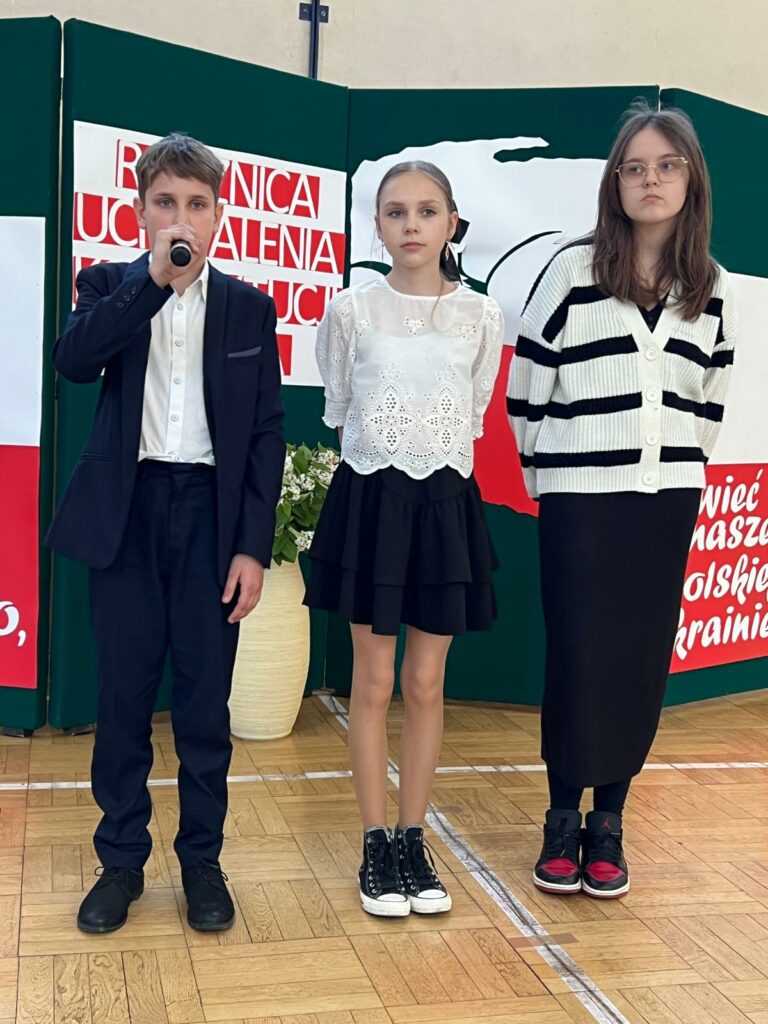 recytatorski występ uczniów 2