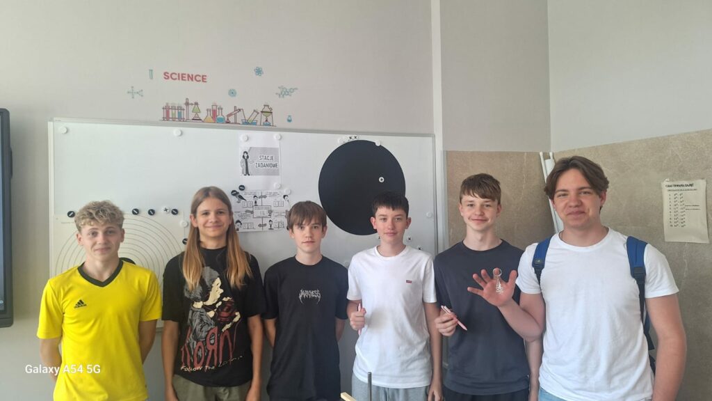 Zwycięski zespół klasa 8b