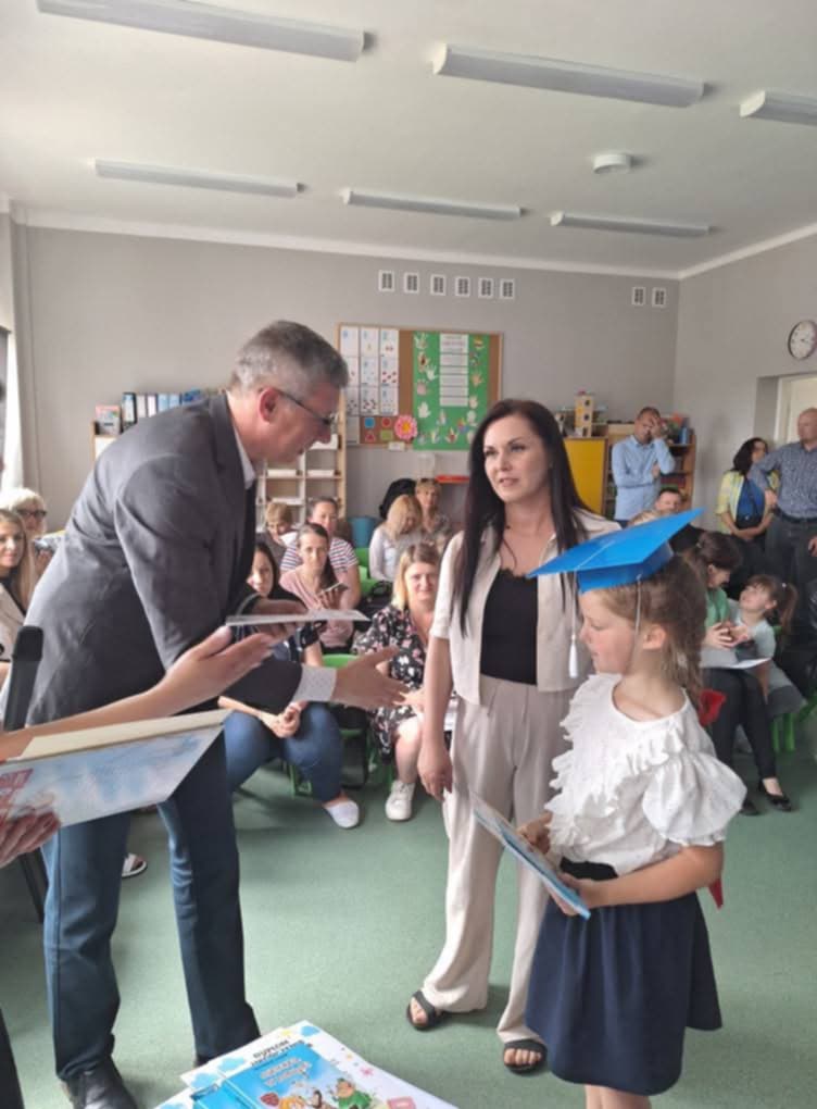 Wręczenie dyplomu 2.
