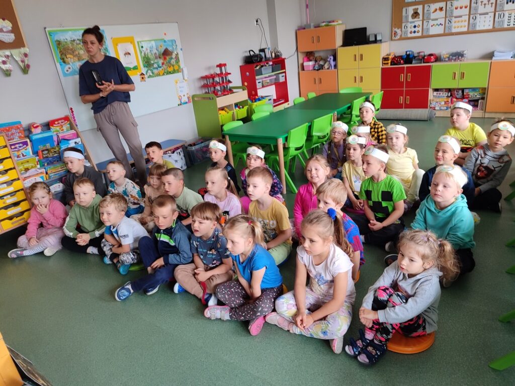 zajęcia z pszczelarzem