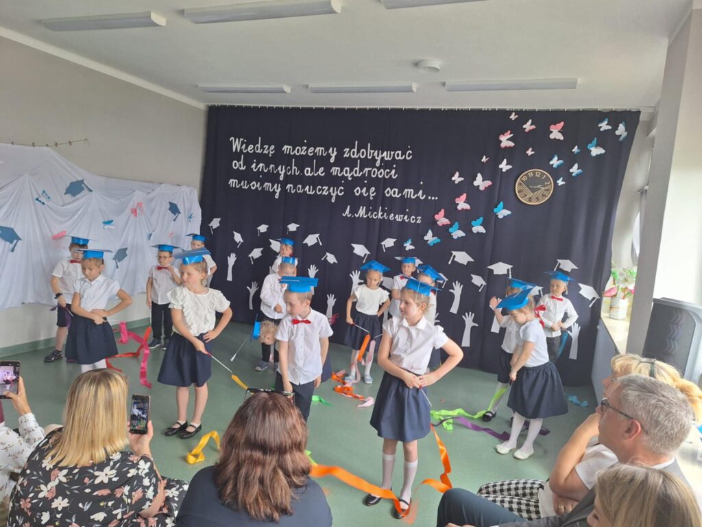 Taniec z szablami.