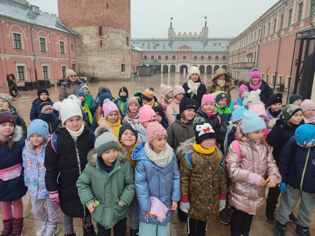 Zdjęcie grupowe klas