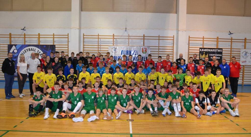 Uczestnicy Festiwalu Piłki Siatkowej