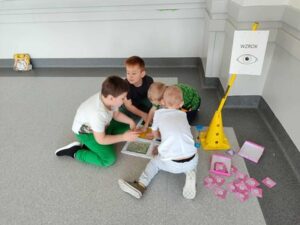 zabawy z układankami