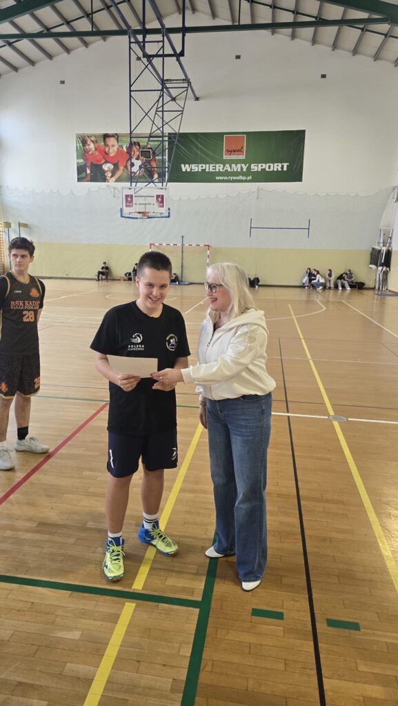 Reprezentant szkoły z dyplomem